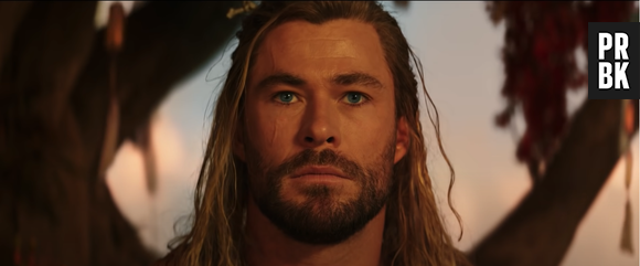 Chris Hemsworth diz que Loki está "firmente morte"