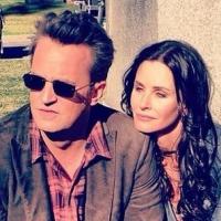 Reunião de "Friends": Matthew Perry participará de "Cougar Town", série de Courteney Cox!