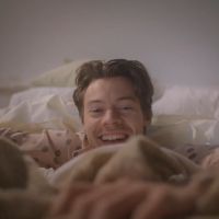 Harry Styles lança clipe de "Late Night Talking" nesta semana. Saiba mais!