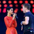 Coldplay e Rihanna cantam a música "Princess of China"