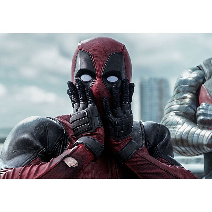 Ryan Reynolds zoa Hugh Jackman e invade reunião de elenco de &quot;X-Men&quot;