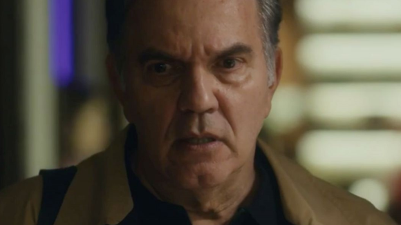 "Travessia": Guerra parte para briga com Moretti em 1º reencontro