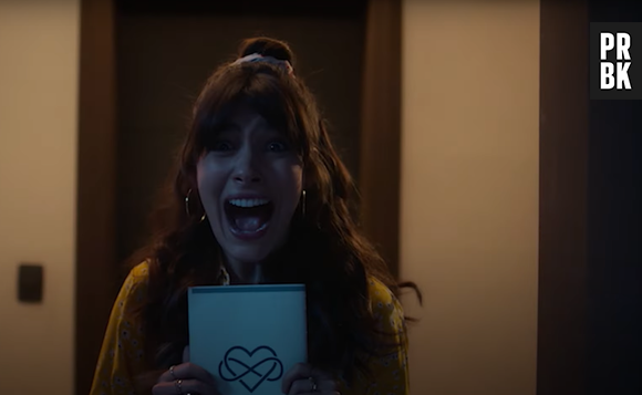 "No Mundo da Luna": trailer mostra protagonista tentando crescer como jornalista