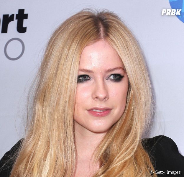 Avril Lavigne Anuncia Novo Cd E Mostra Trecho Da Musica Give You What You Like Purebreak