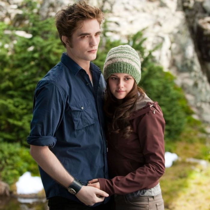  Relacionamento tóxico entre Bella (Kristen Stewart) e Edward (Robert Pattinson) faria &quot;Crepúsculo&quot; ser cancelado hoje em dia 