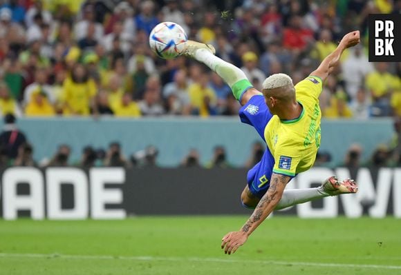 Richarlison marcou dois gols em partida contra a Sérvia pela estreia da seleção na Copa do Mundo do Qatar