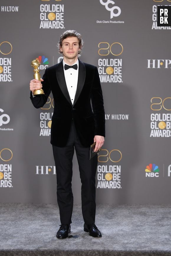 Evan Peters ganhou o Globo de Ouro 2023 por "Dahmer"