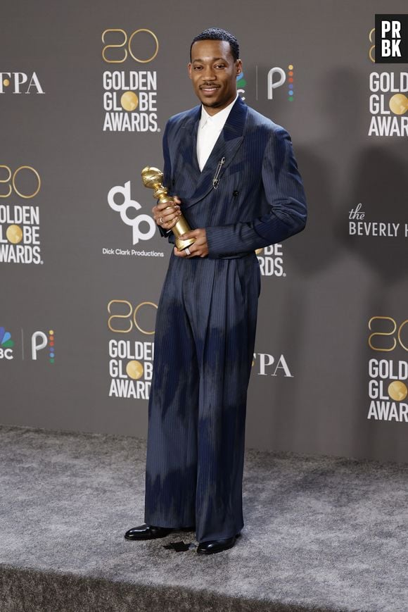 Tyler James Williams foi premiado no Globo de Ouro 2023