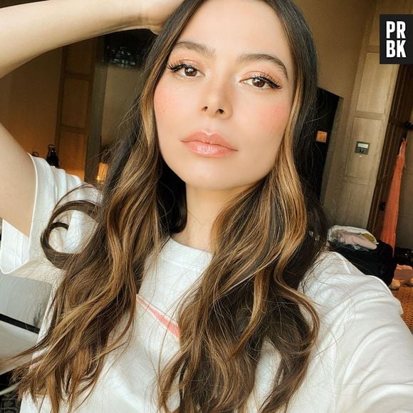 Miranda Cosgrove nasceu em 14 de maio de 1993