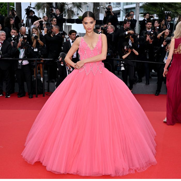 O vestido rosa da francesa Gabrielle Caunesil Pozzoli é impressionante