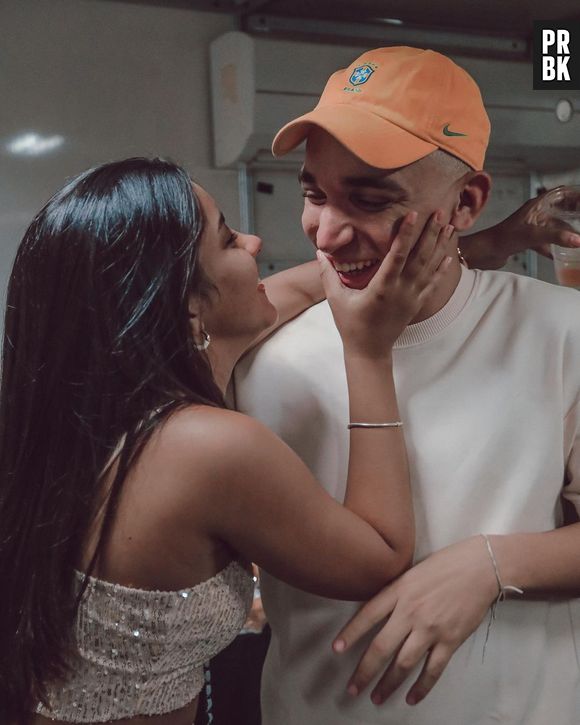 João Gomes e Ary Mirelle anunciou a gravidez no Instagram