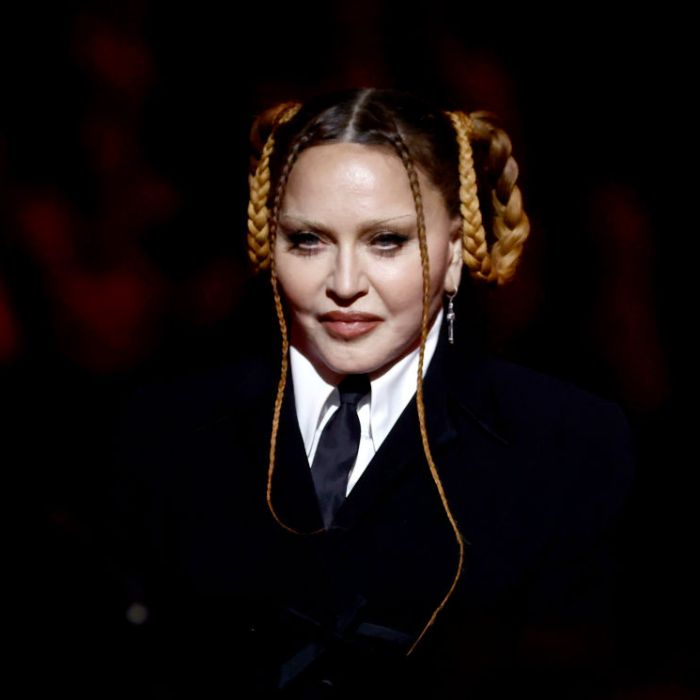 Madonna foi internada em estado grave