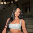 Kim Kardashian gosta de usar batom marrom com tom mais claro