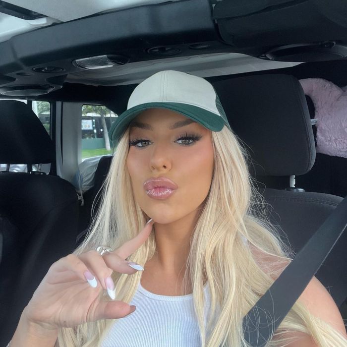 Tana Mongeau disse que não era amiga de Duda Castro e a xingou em vídeo no TikTok