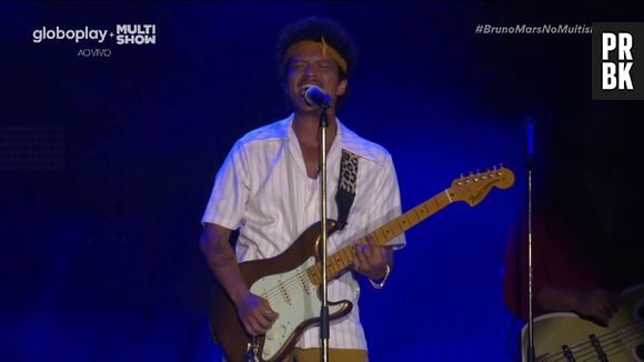 Bruno Mars fez um show aclamado e repleto de momentos incríveis