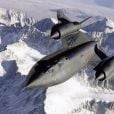  O SR-71 Blackbird é um avião espião criado pelos EUA na Guerra Fria 