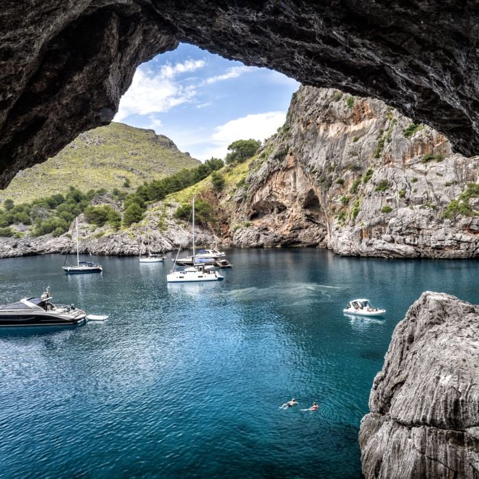  Mallorca em alerta: contaminação fecal causa o fechamento de várias praias 