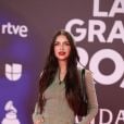Grammy Latino 2023: Zaira Nara escolheu um vestido cinza com bolsos