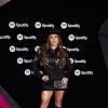 Lauana Prado foi na vibe all black para a Festa Spotify