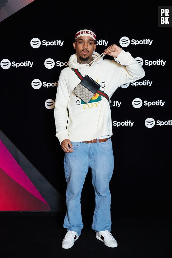 Kyan todo de Gucci para a Festa Spotify