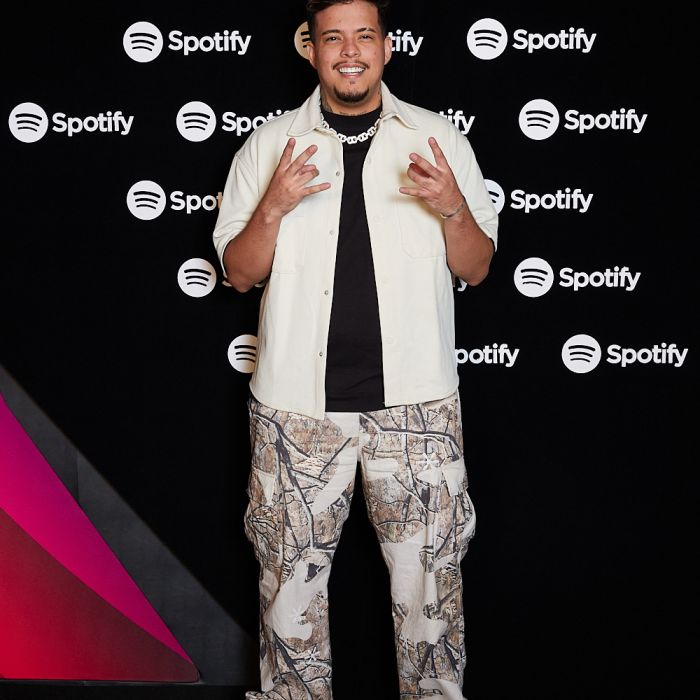 Felipe Amorim marcou presença com muito estilo na Festa Spotify