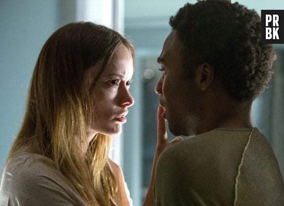 Alguém aí duvida que vai ter muita gente gritando nas sessões de "Renascida do Inferno"?