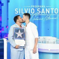 Carlinhos Maia e Lucas Guimarães protagonizam primeiro beijo gay na história do SBT