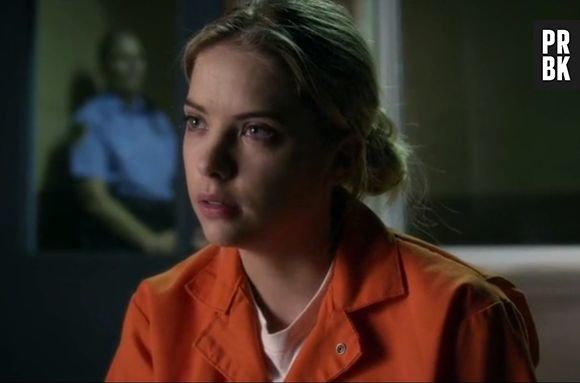 Hanna (Ashley Benson) já foi para a cadeia em "Pretty Little Liars"