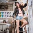 A linha de roupas assinada por Selena Gomez chega ao Brasil e os produtos podem ser comprados nas Lojas Di Santinni e online do site da Adidas