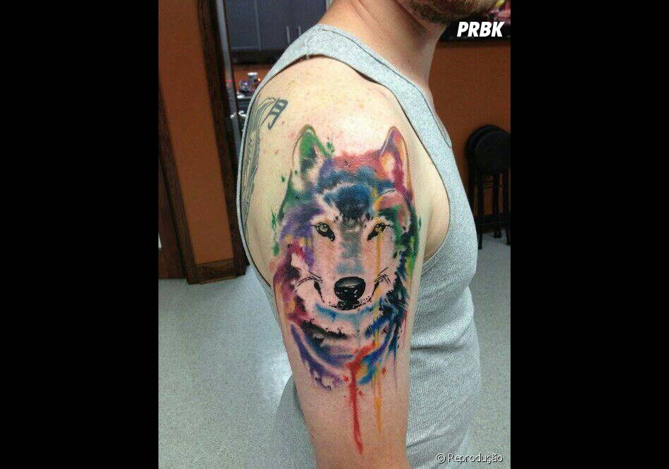 Tatuagens De Lobo Trazem Grandes Significados Em Aquarela Isso Fica Bem Mais Evidente Purebreak O lobo carrega um simbolismo dual em muitas culturas ao redor do mundo, mas se tratando de tatuagens ele recebe a representacao que mais significar para a pessoa que o escolher. de lobo trazem grandes significados