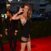 Gisele Bündchen sempre espetacular em um dos tapetes vermelhos do evento MET Gala