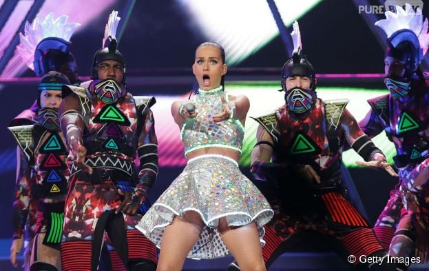 Katy Perry no Brasil? Cantora leva a "Prismatic World Tour" para São Paulo e Curitiba!