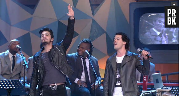 Sam Alves agradece Luan Santana no Facebook e posta foto após cantarem juntos no "Altas Horas"!