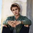 Justin Bieber posa para capa e recheio da revista Seventeen e fala sobre namoro