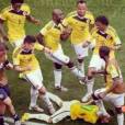  Neymar Jr. foi defendido pela sele&ccedil;&atilde;o brasileira ap&oacute;s confus&atilde;o no final do jogo 
