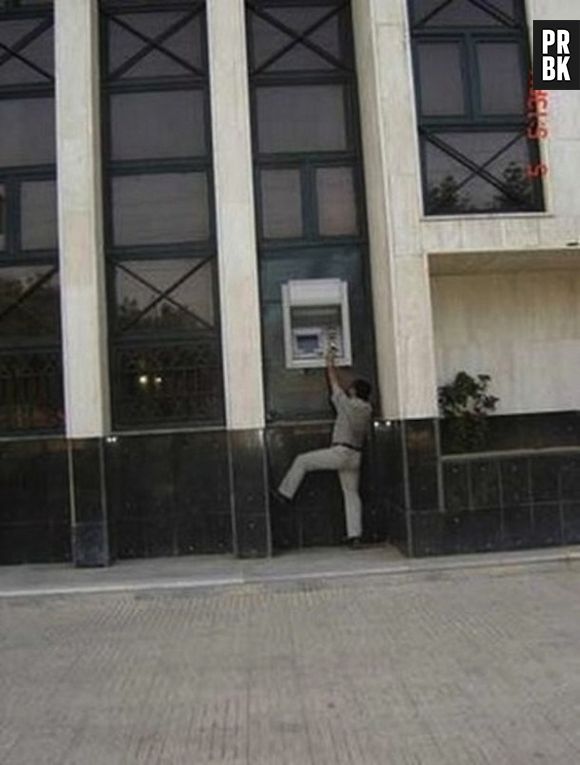 Assim fica complicado sacar algum dinheiro, né?