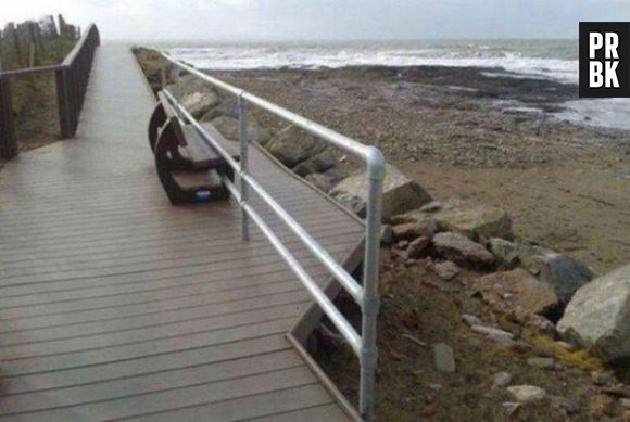 Vamos sentar e apreciar a vista? Pena que não tem como