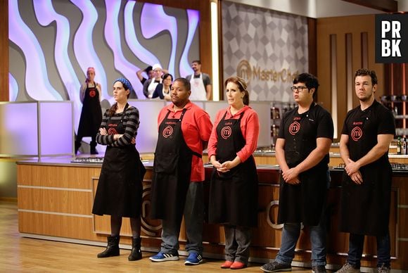 No "MasterChef Brasil": Carla eliminada, Aritana fica no programa, foodtruck com Mariana Aydar e muito mais!