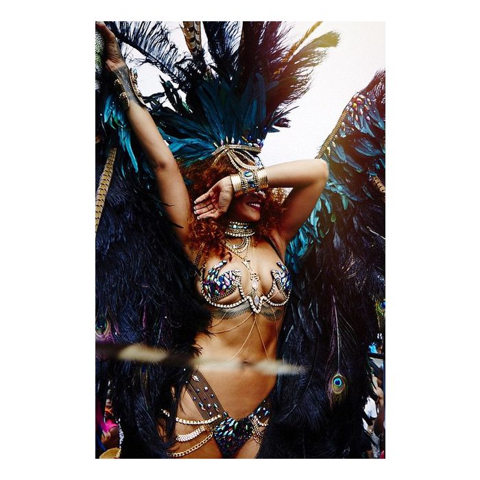  Rihanna mostrou a curti&amp;ccedil;&amp;atilde;o do Carnaval de Barbados para os seguidores do Instagram 