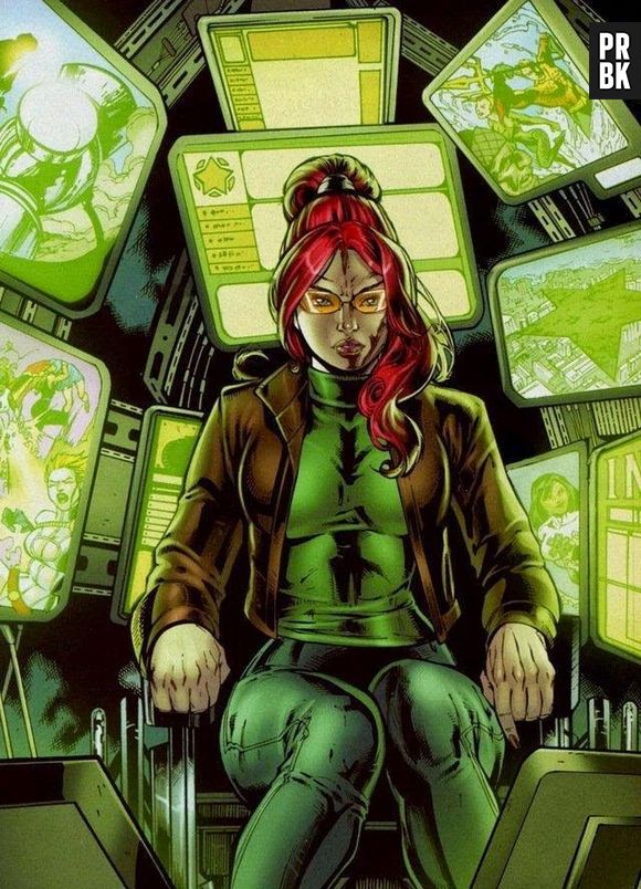 Em uma de suas versões, a Batgirl fica paraplégica e resolve ajudar os super-heróis usando suas habilidades intelectuais, que são muitas. Apartir disso assumi a identidade de Oráculo