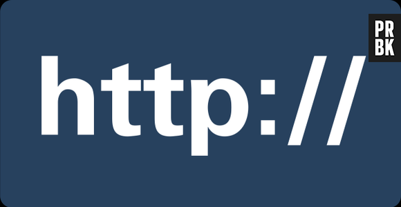 Tim Berners-Lee desenvolveu a linguagem de HTML e foi sua ideia colocar as duas barras (//) depois de "http". Anos depois ele percebeu que uma era suficiente