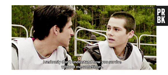 Scott (Tyler Posey) e Stiles (Dylan O'Brien) não têm medo de falar as coisas na cara em "Teen Wolf"!