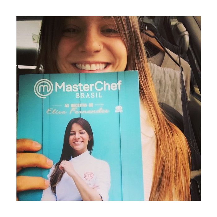 Elisa Fernandes, do &quot;MasterChef Brasil&quot;, lançou o livro &quot;MasterChef Brasil - As Receitas de Elisa Fernandes&quot;
