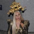Lady Gaga é estranha, mas nada supera o presente que ela ganhou na Austrália: um vibrador