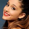 Ariana Grande já recebeu uma abóbora de 20 quilos! Que presente, hein...