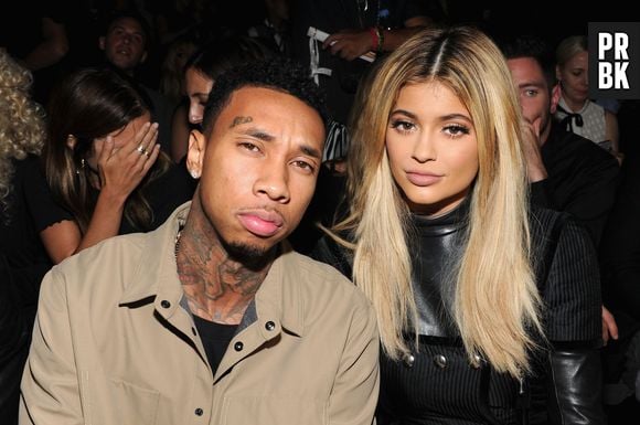 Kylie Jenner e Tyga estão noivos? Vídeo no Snapchat coloca pulguinha atrás das orelhas dos fãs