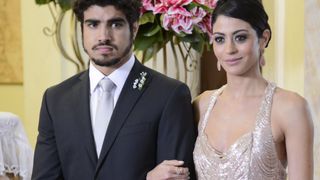 Carol Castro admite que não ficaria com Caio Castro: "Muito novinho"