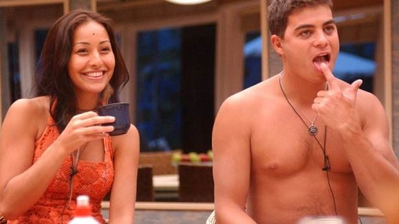 "Big Brother Brasil": Relembre os casais formados por Grazi Massafera, Sabrina Sato e muito mais!