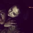 Justin Bieber posta foto ao lado de Selena Gomez: "Eu amo o jeito que você me olha"