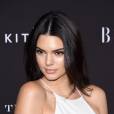 Kendall Jenner conta que sentia vergonha de pele com acne